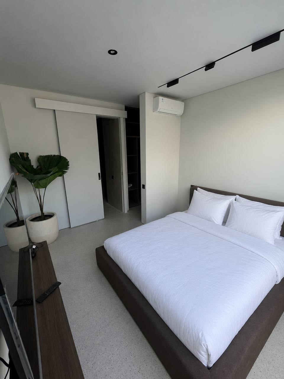 Aquamarine townhouse after renovation photo
